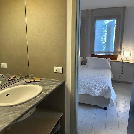 Апартаменти Porto San Vito *