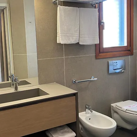 Апартаменти Porto San Vito Градо